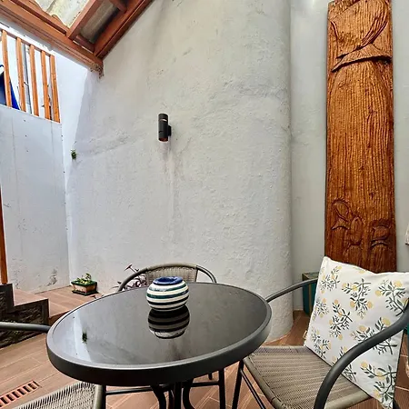 Casa Jose Do Canto * Ponta Delgada